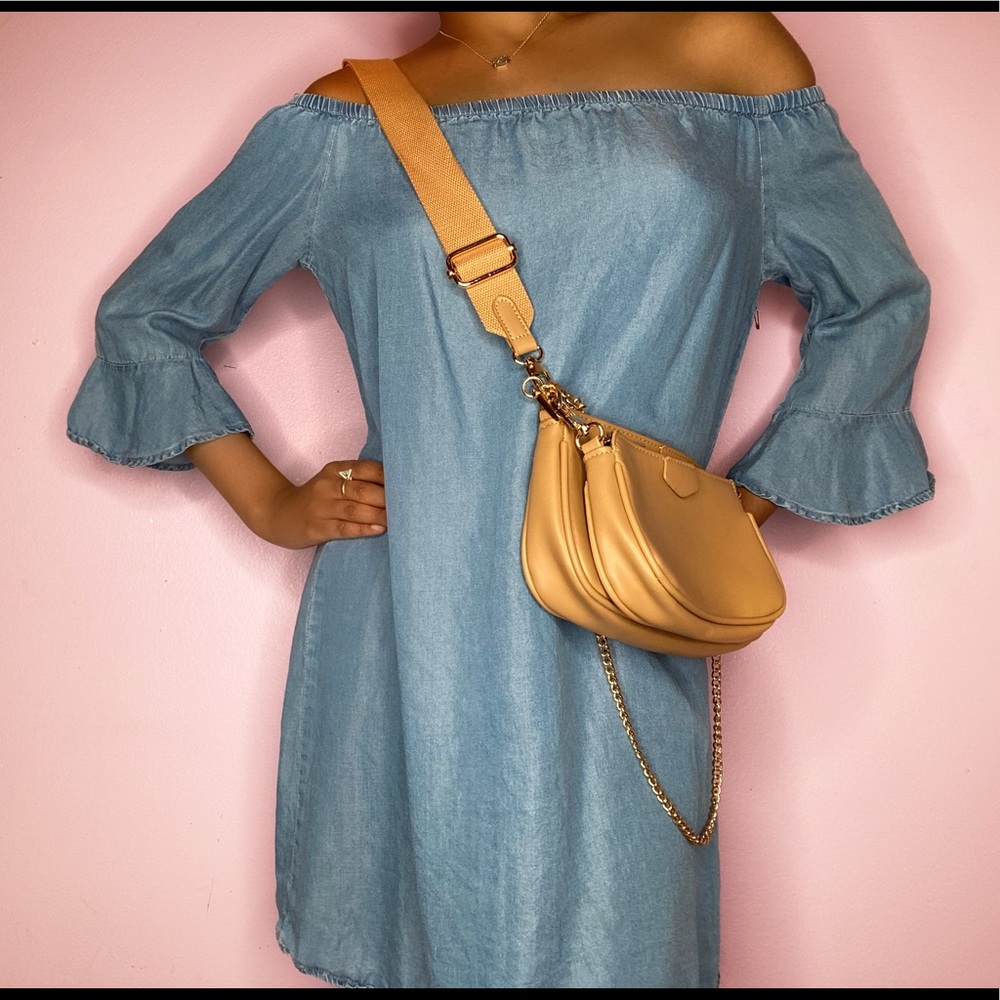 💕🎉HP🎉💕Forever 21 Off the Shoulder Denim Dress